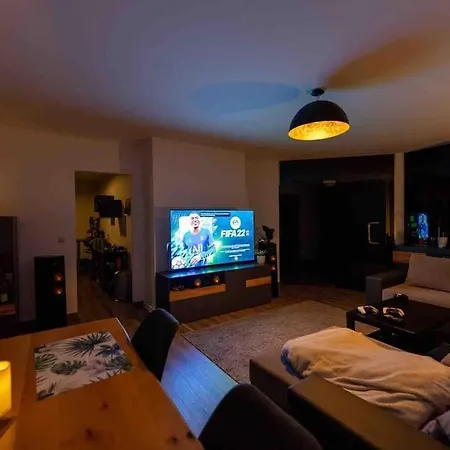 Moderne Mit Heimkino Und Ps5 *